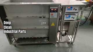 معدات التنظيف بالموجات فوق الصوتية الصناعية 560 لتر 40 كيلو هرتز خزان واحد من الفولاذ المقاوم للصدأ يناسبك